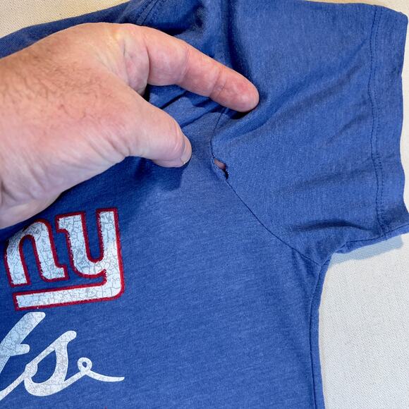 NFL Team Apparel Woman's Large NY Giants Blue Short Sleeve T-Shirt - Picture 4 of 11